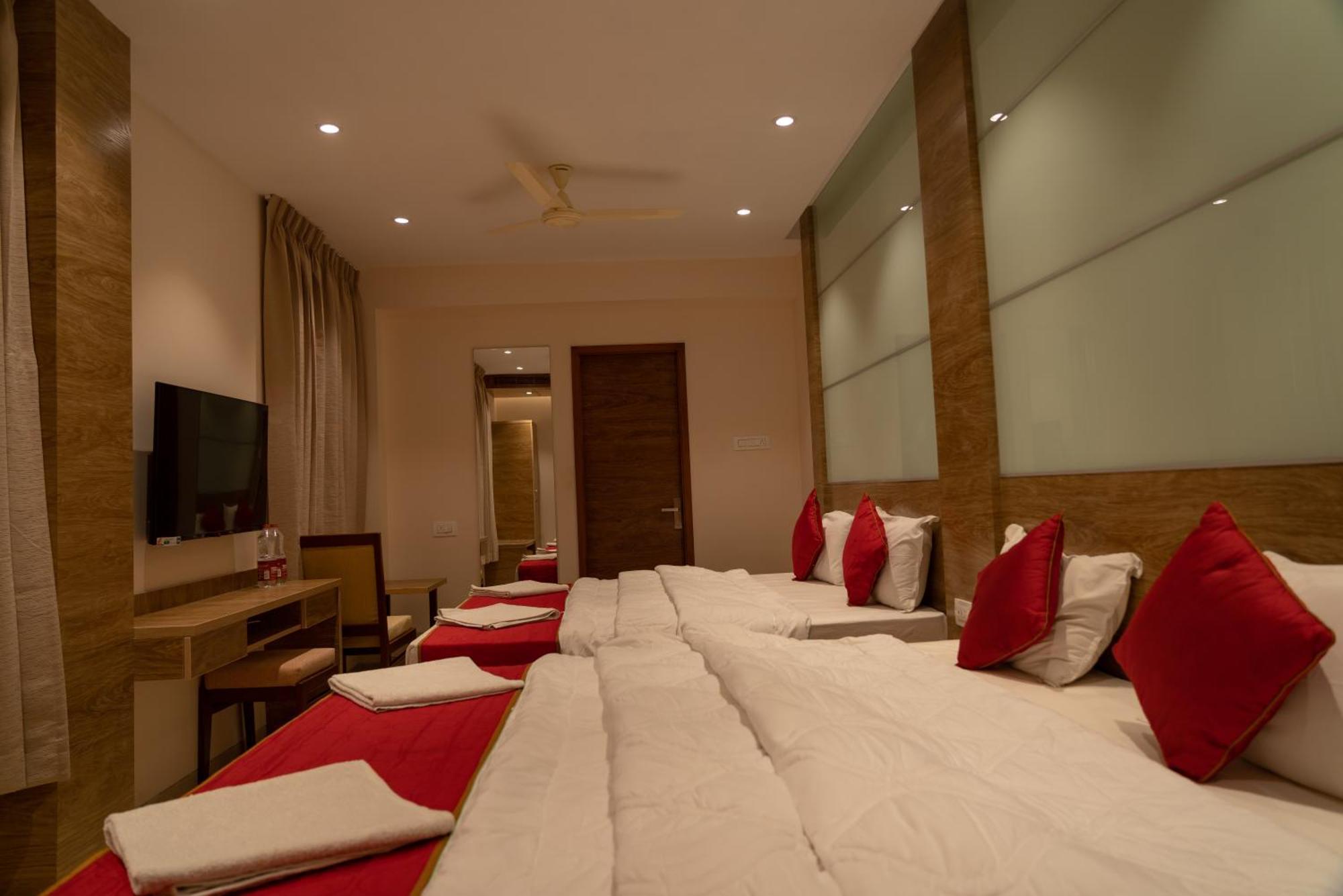 The Paradise Hotel - Luxury Stay Kanchipuram Εξωτερικό φωτογραφία