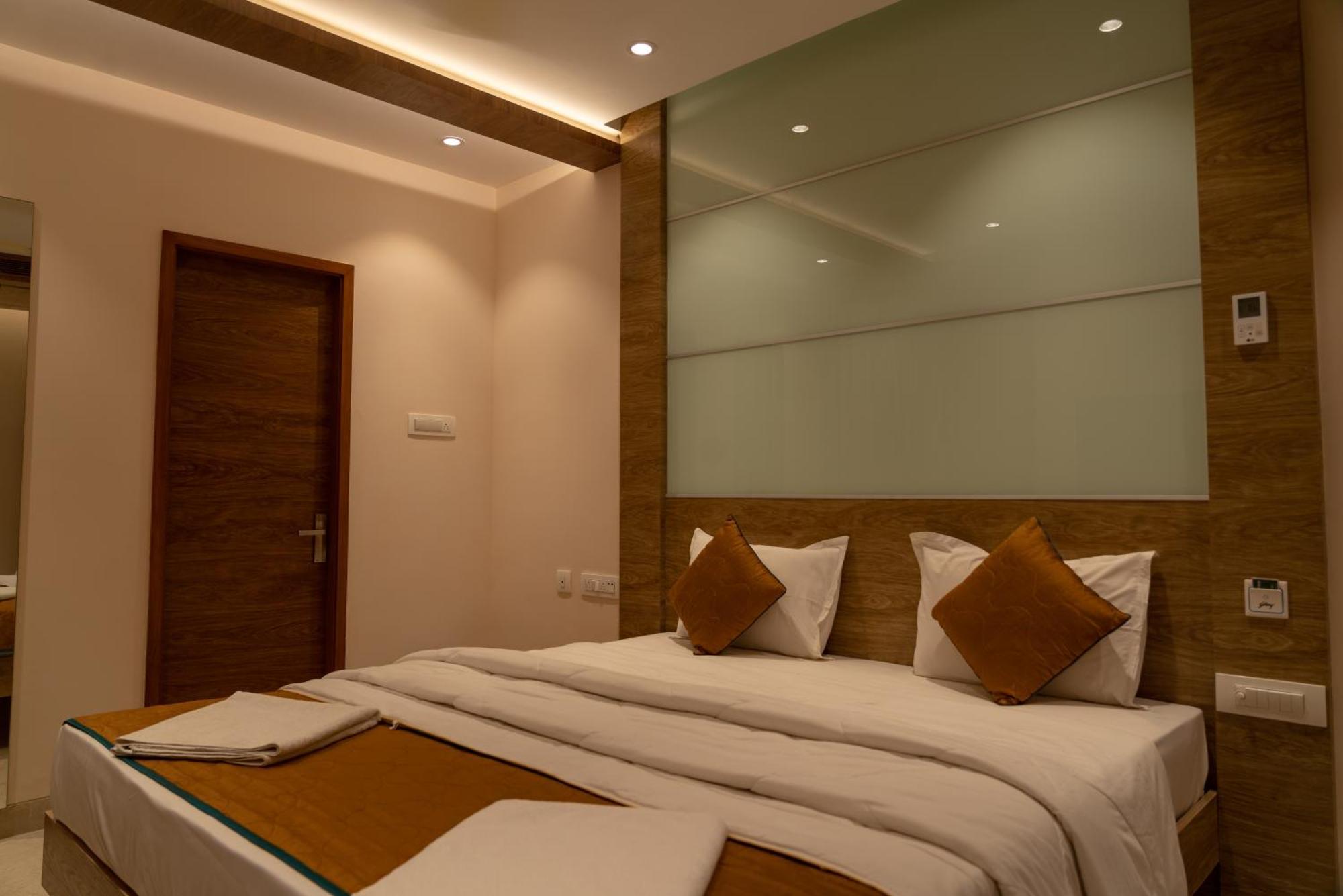 The Paradise Hotel - Luxury Stay Kanchipuram Εξωτερικό φωτογραφία